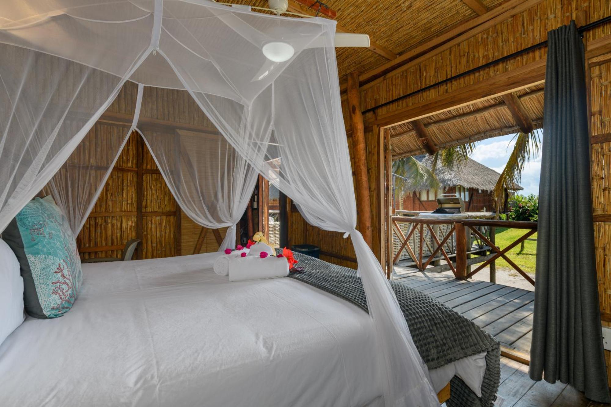 Ocean Pearl Beach Lodge Виланкулос Экстерьер фото